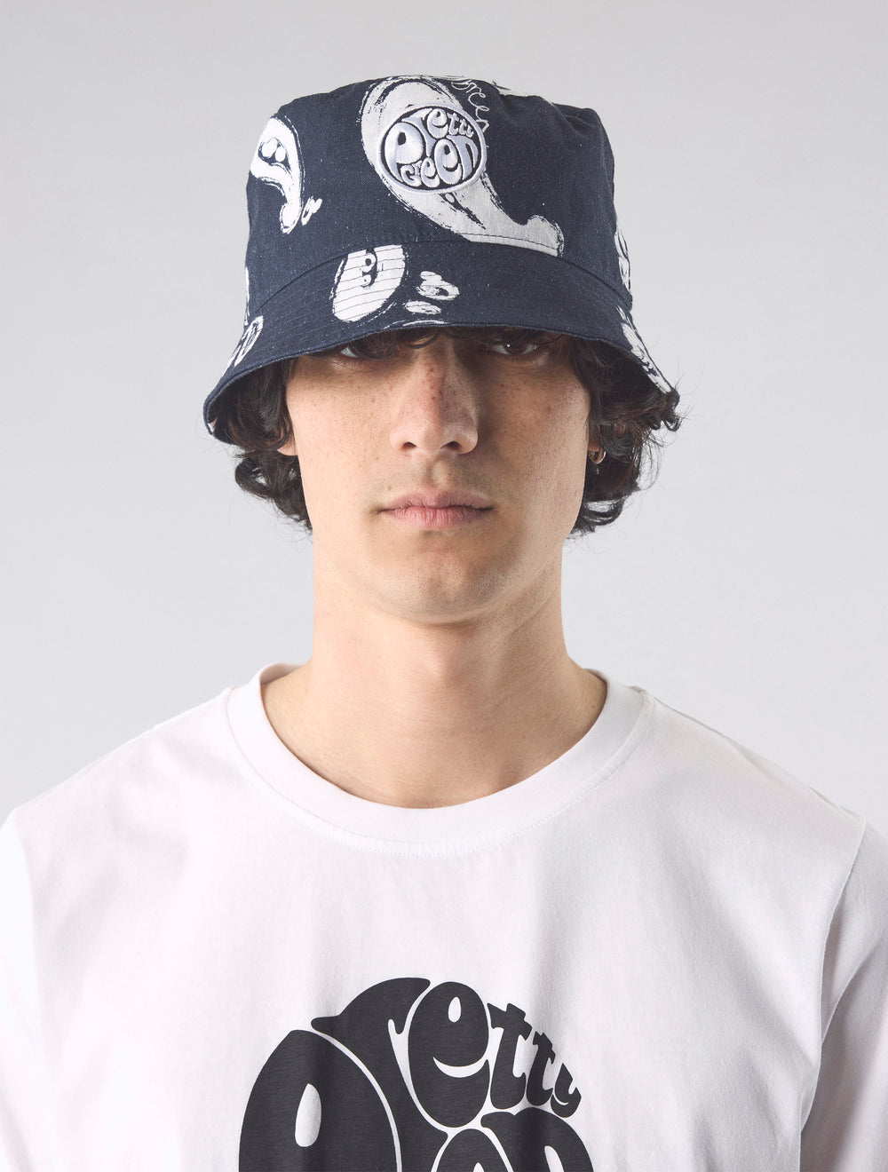 Navy Widnes Paisley Bucket Hat