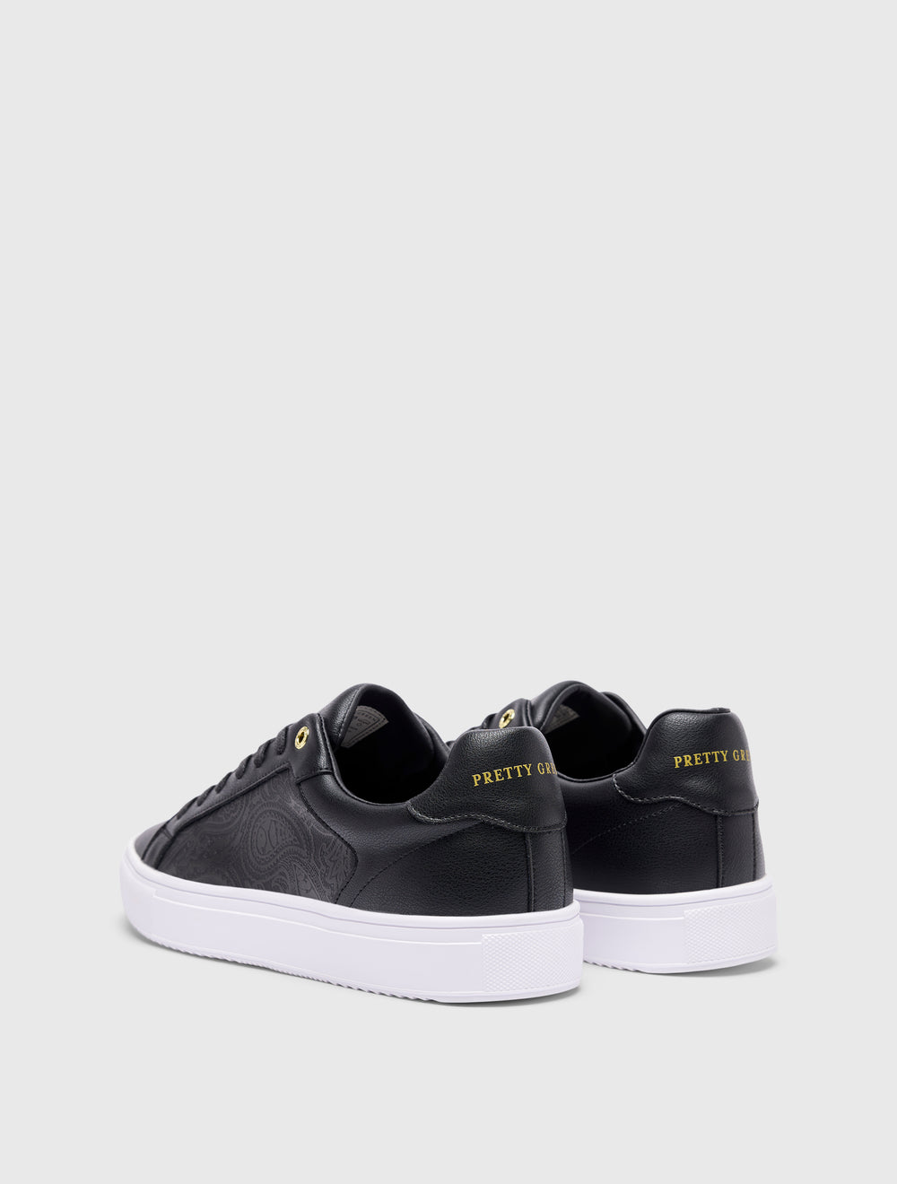 Black White Cali Trainer
