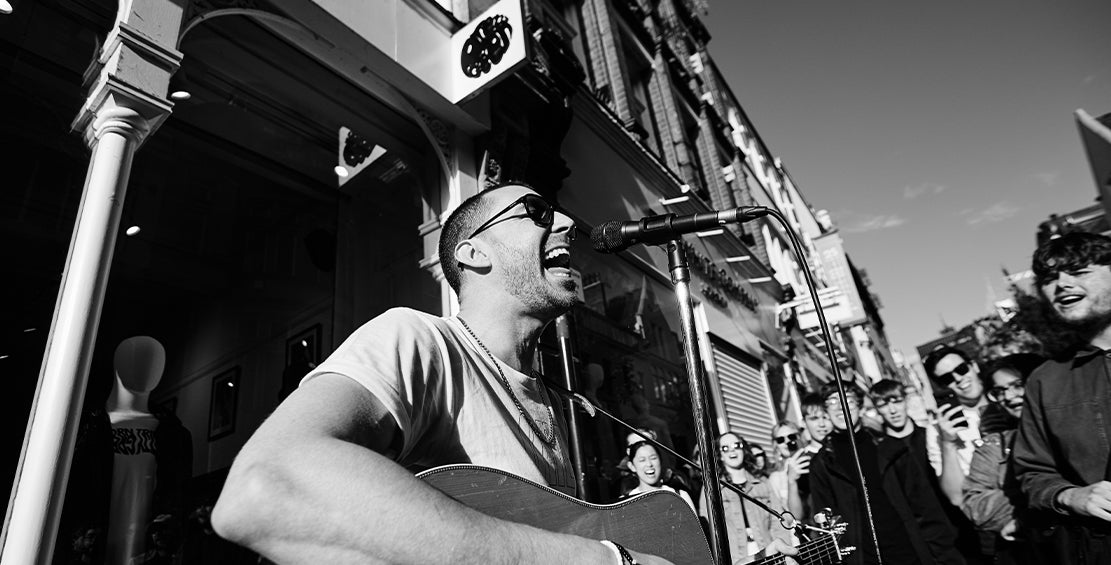 MILES KANE IN STORE ALBUM SIGNING: PHOTO GALLERY