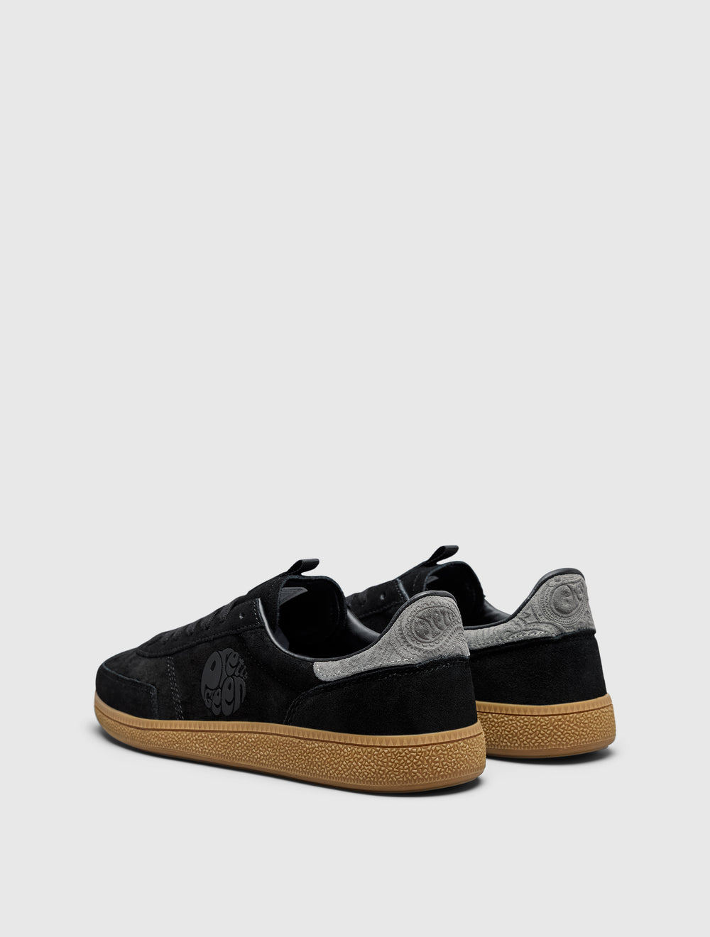 Black Ramblas Trainer