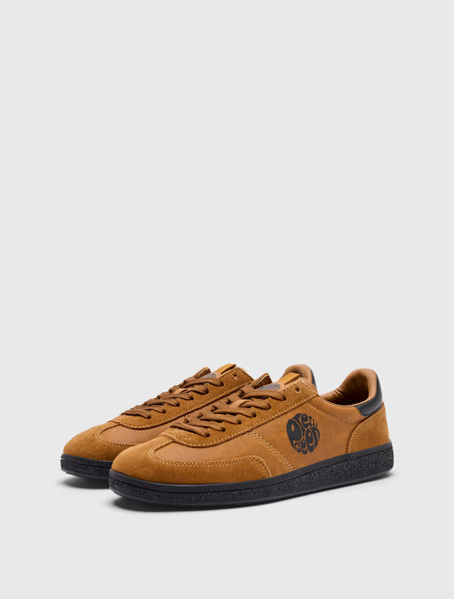 Brown Ramblas Trainer