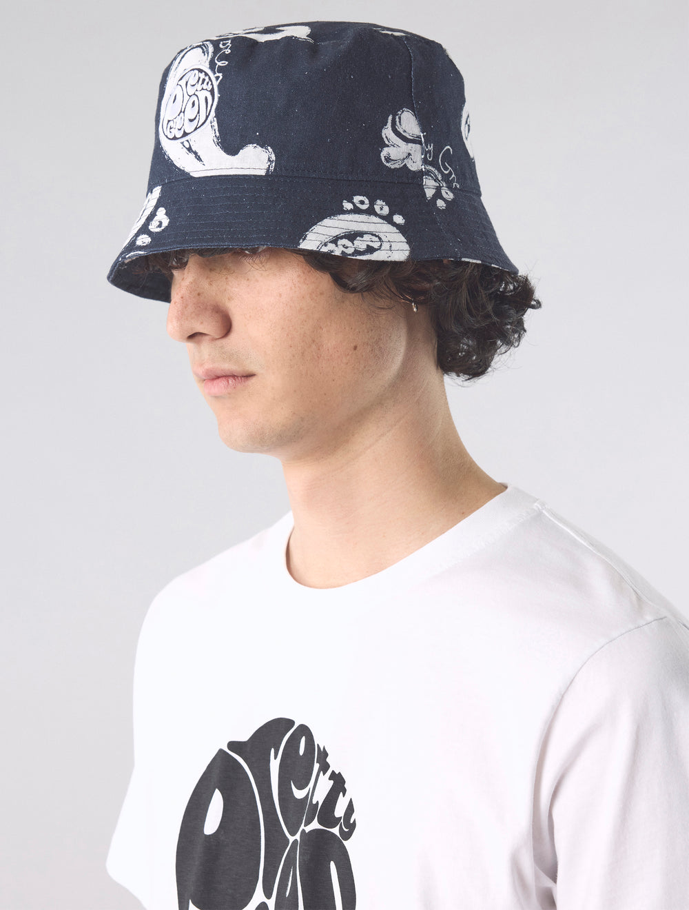 Navy Widnes Paisley Bucket Hat