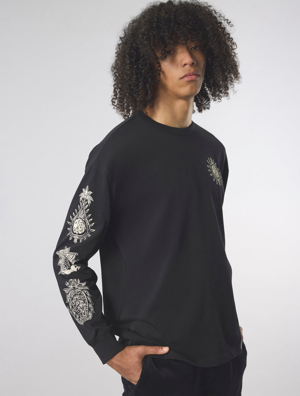 Black Parthian Long Sleeve T-shirt