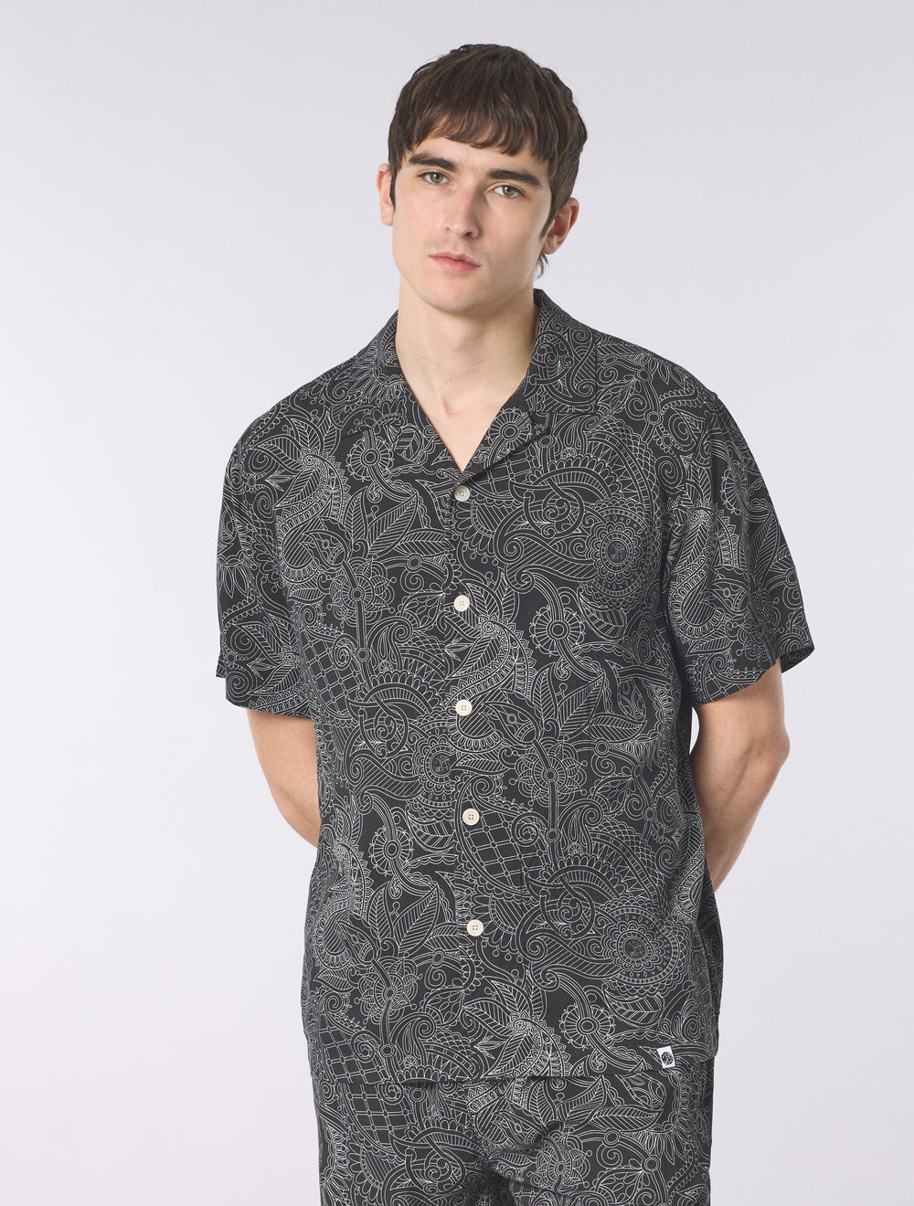 Black Resonance Linear Paisley Short Sleeve Shirt
