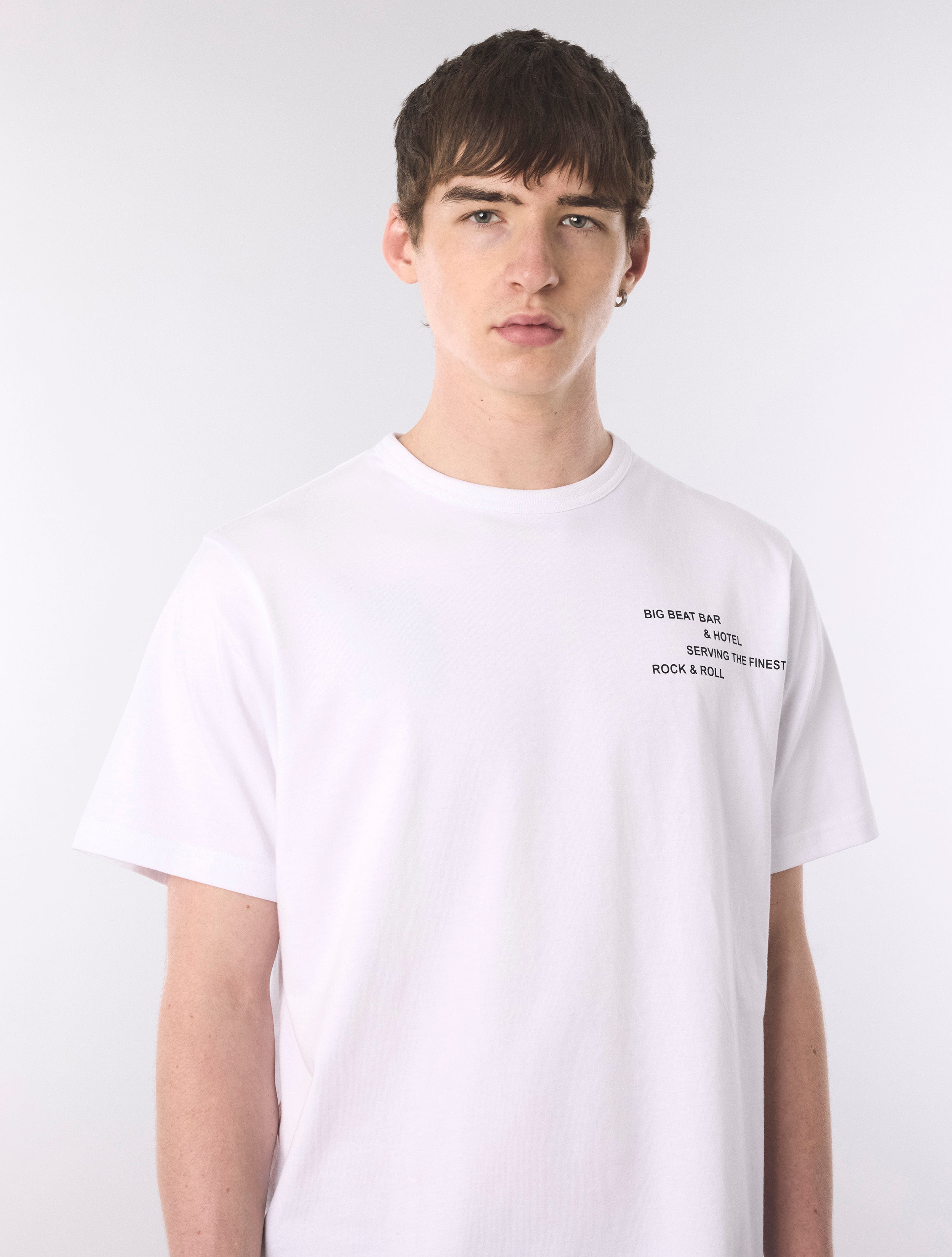 【WHITE】Big B tee White Big Beat Hotel T-Shirt – Pretty Green Store
