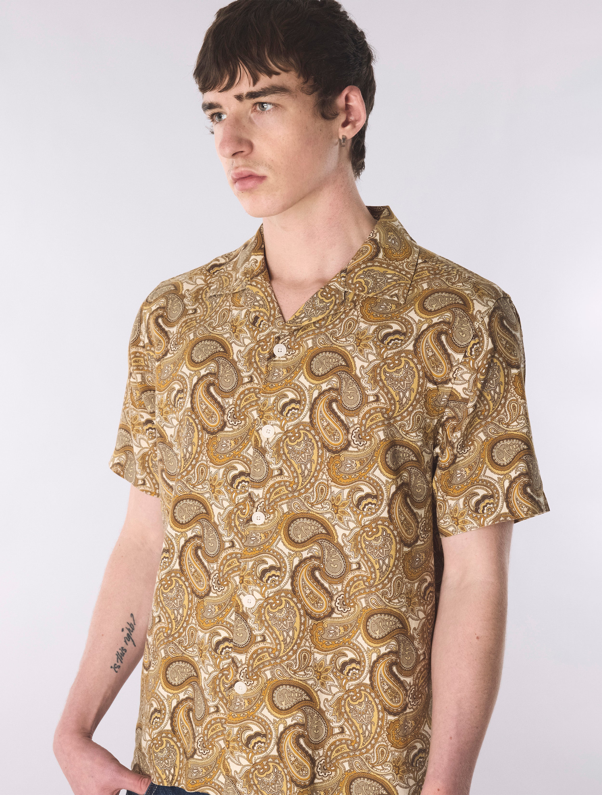 【ベージュ（27）】York Paisley SS Shirt Multi Hermosa Paisley Short Sleeve Shirt – Pretty Green Store