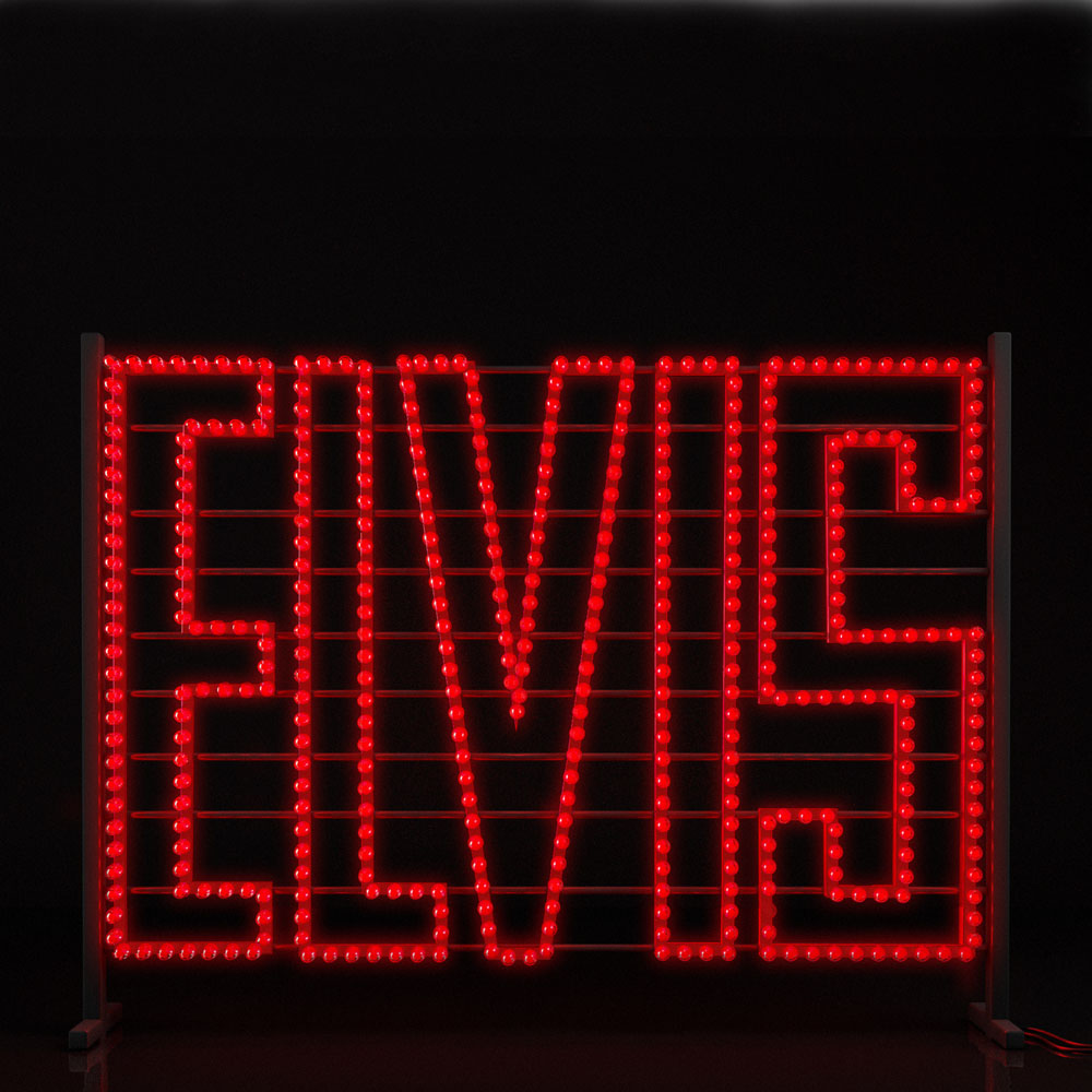 Elvis Presley. TOP 3 Elvis-sign-up-nov-2m